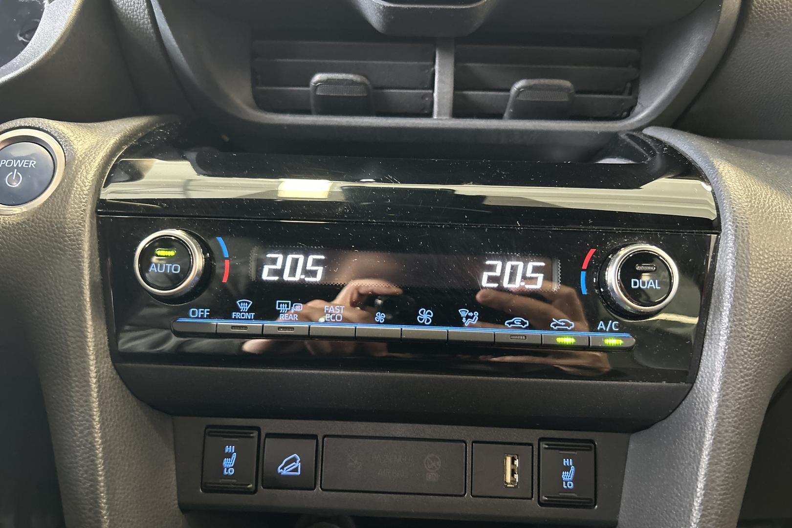 TOYOTA Yaris Cross 2022