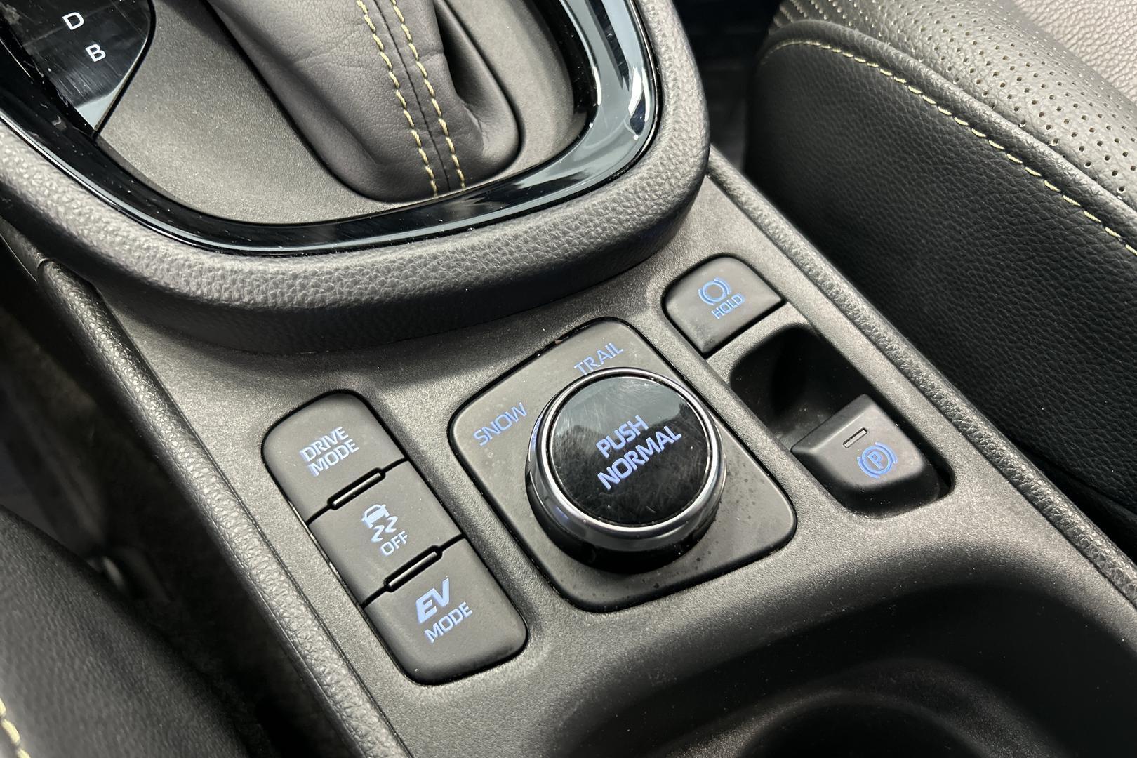 TOYOTA Yaris Cross 2022