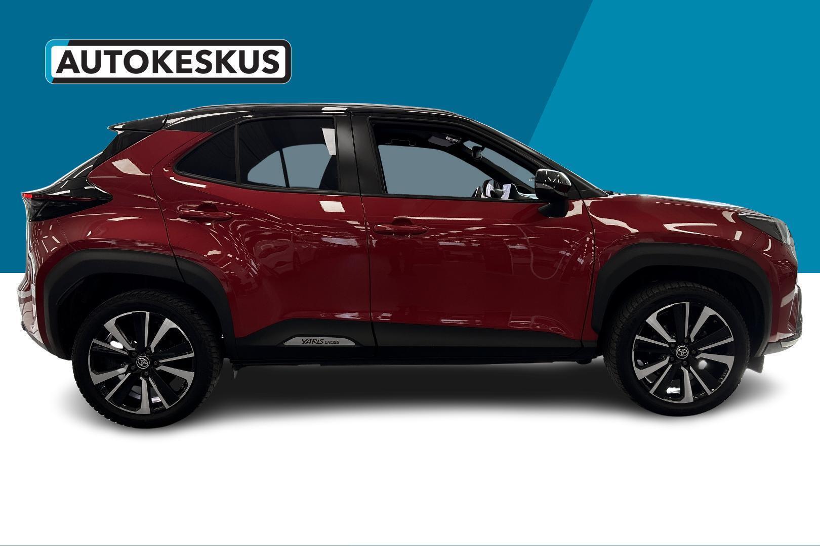 TOYOTA Yaris Cross 2022