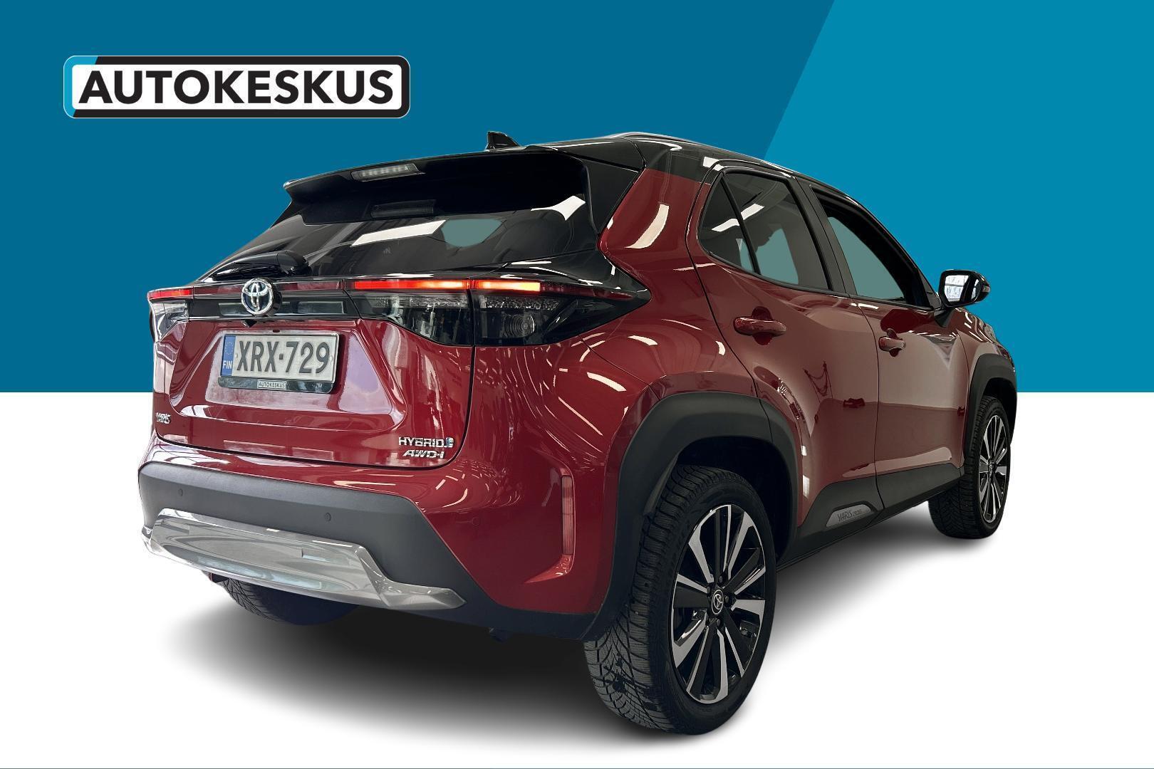 TOYOTA Yaris Cross 2022