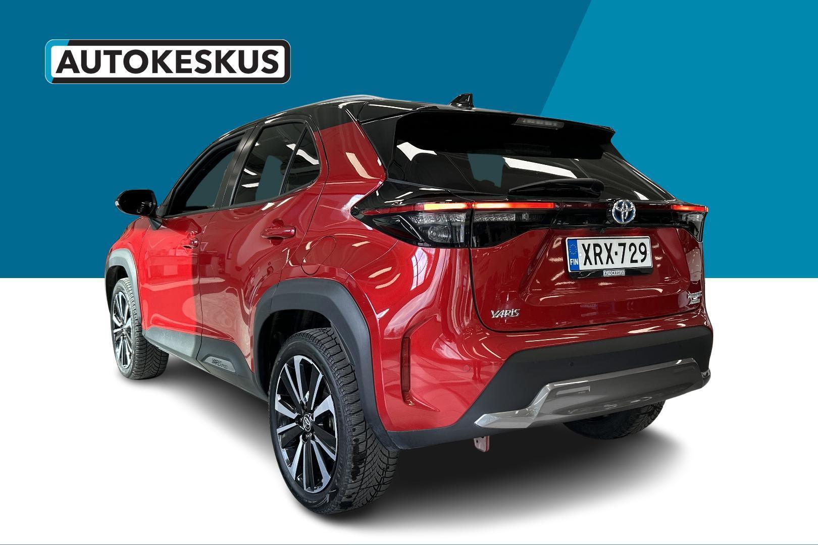 TOYOTA Yaris Cross 2022