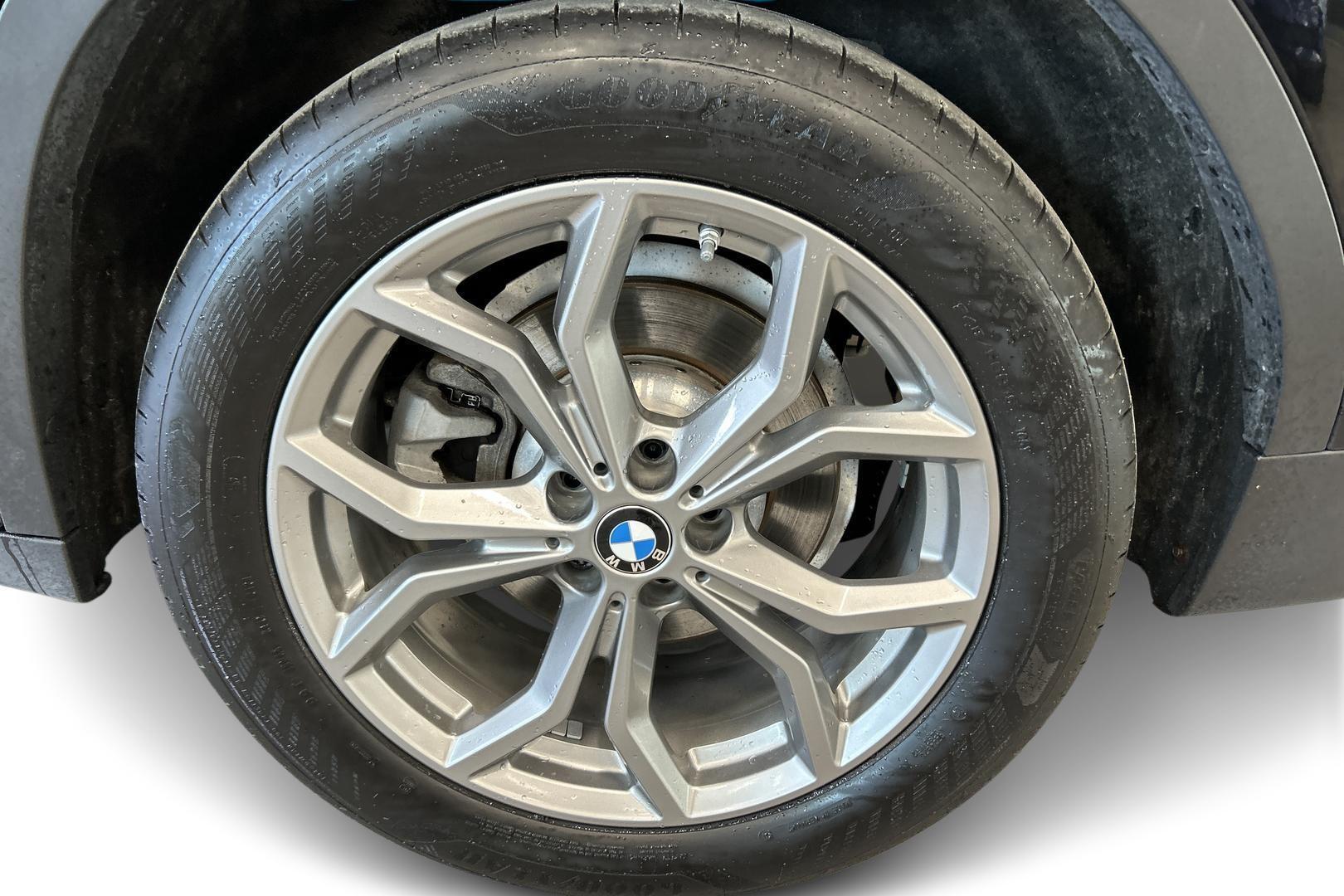 BMW X3 2021