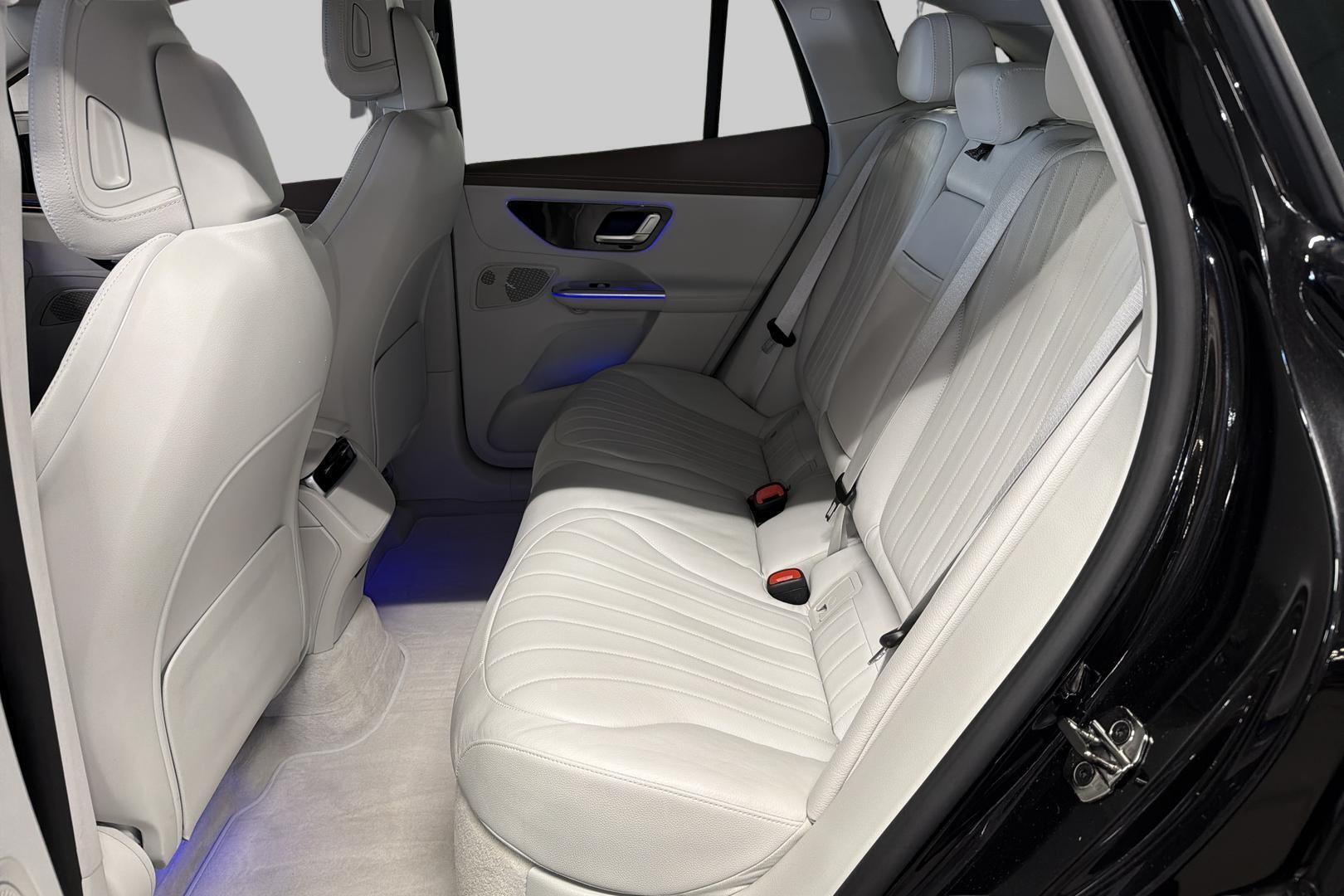 MERCEDES-BENZ EQE SUV 2023