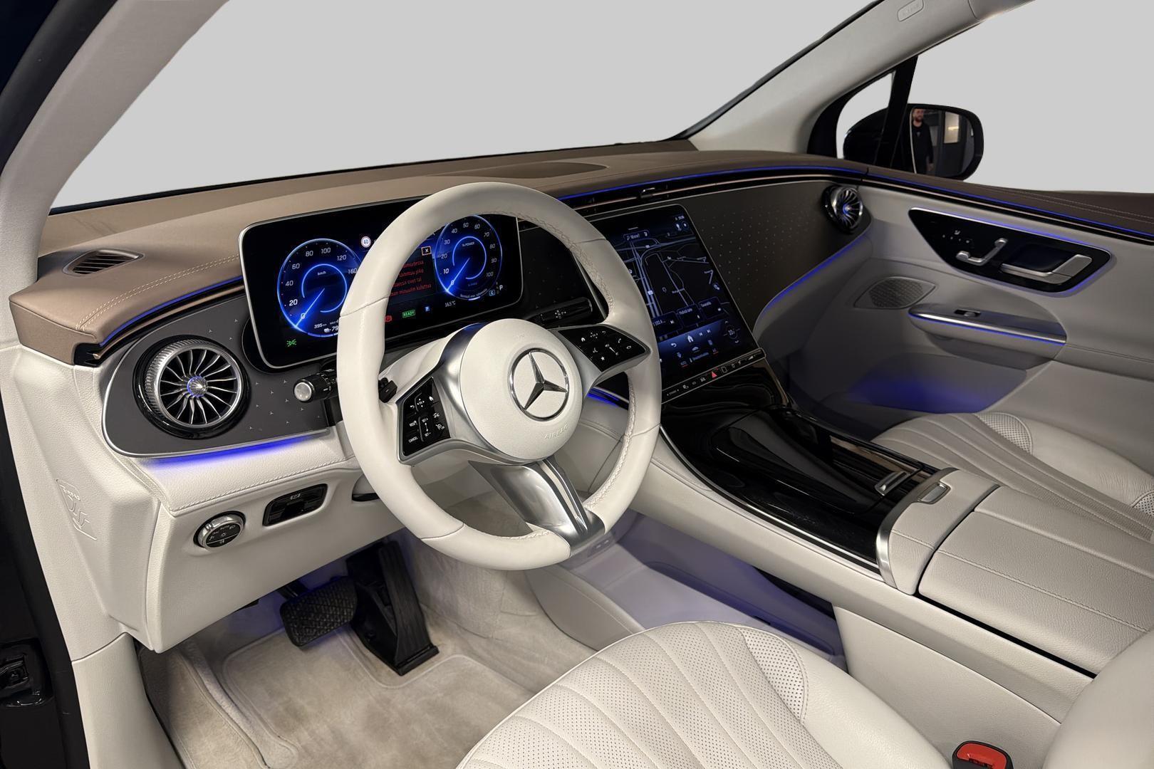MERCEDES-BENZ EQE SUV 2023