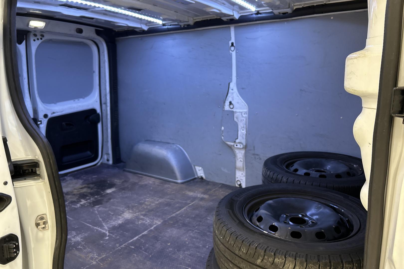 NISSAN Primastar 2024