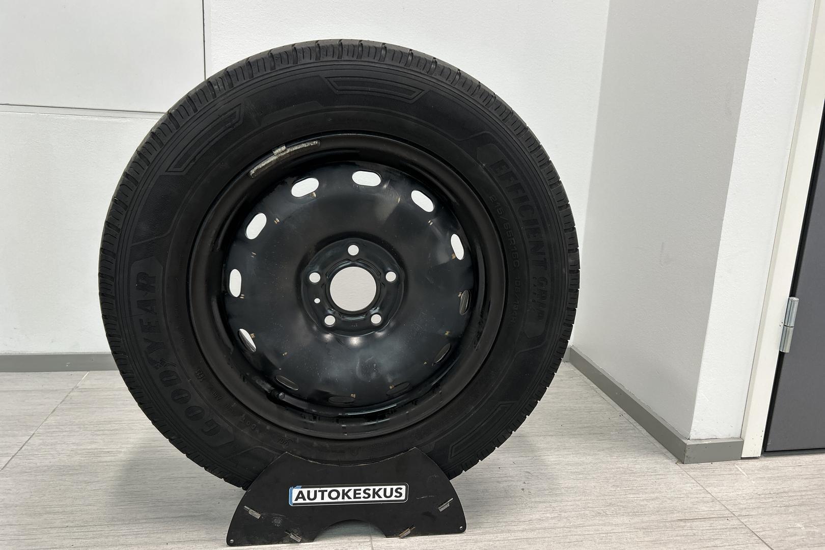 NISSAN Primastar 2024