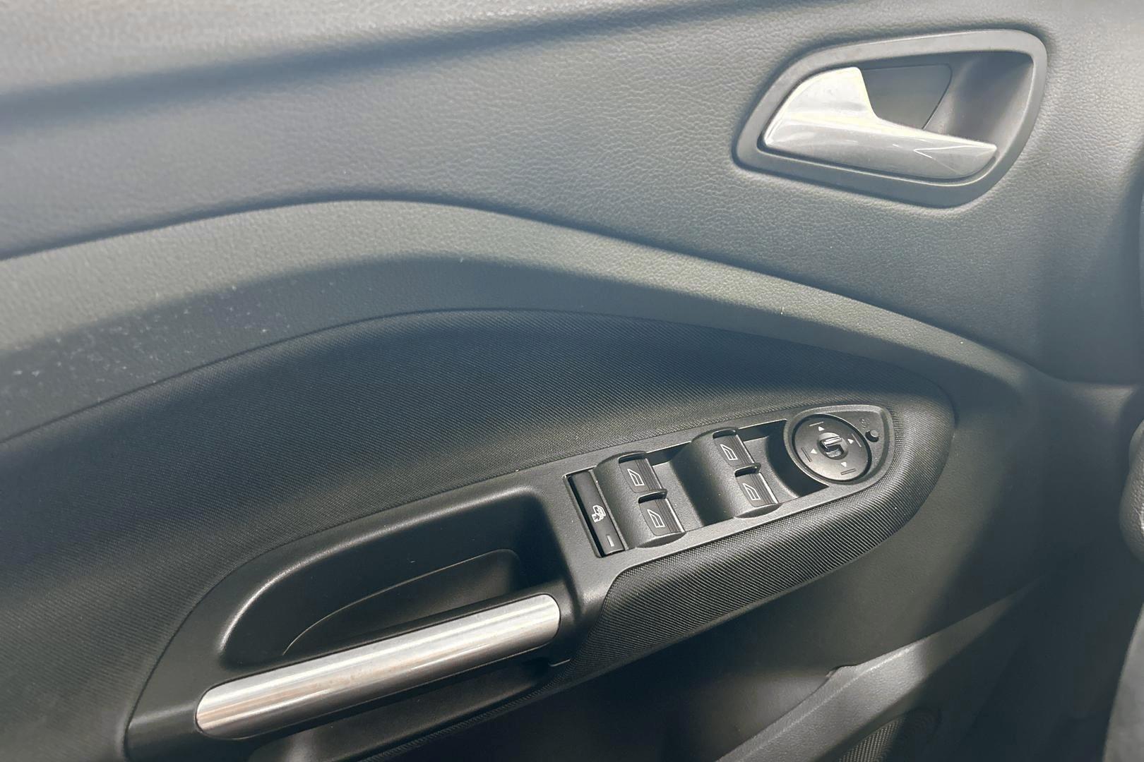 FORD Grand C-Max 2013