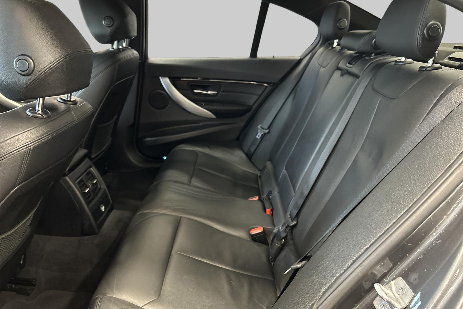 BMW 3-SARJA 2016