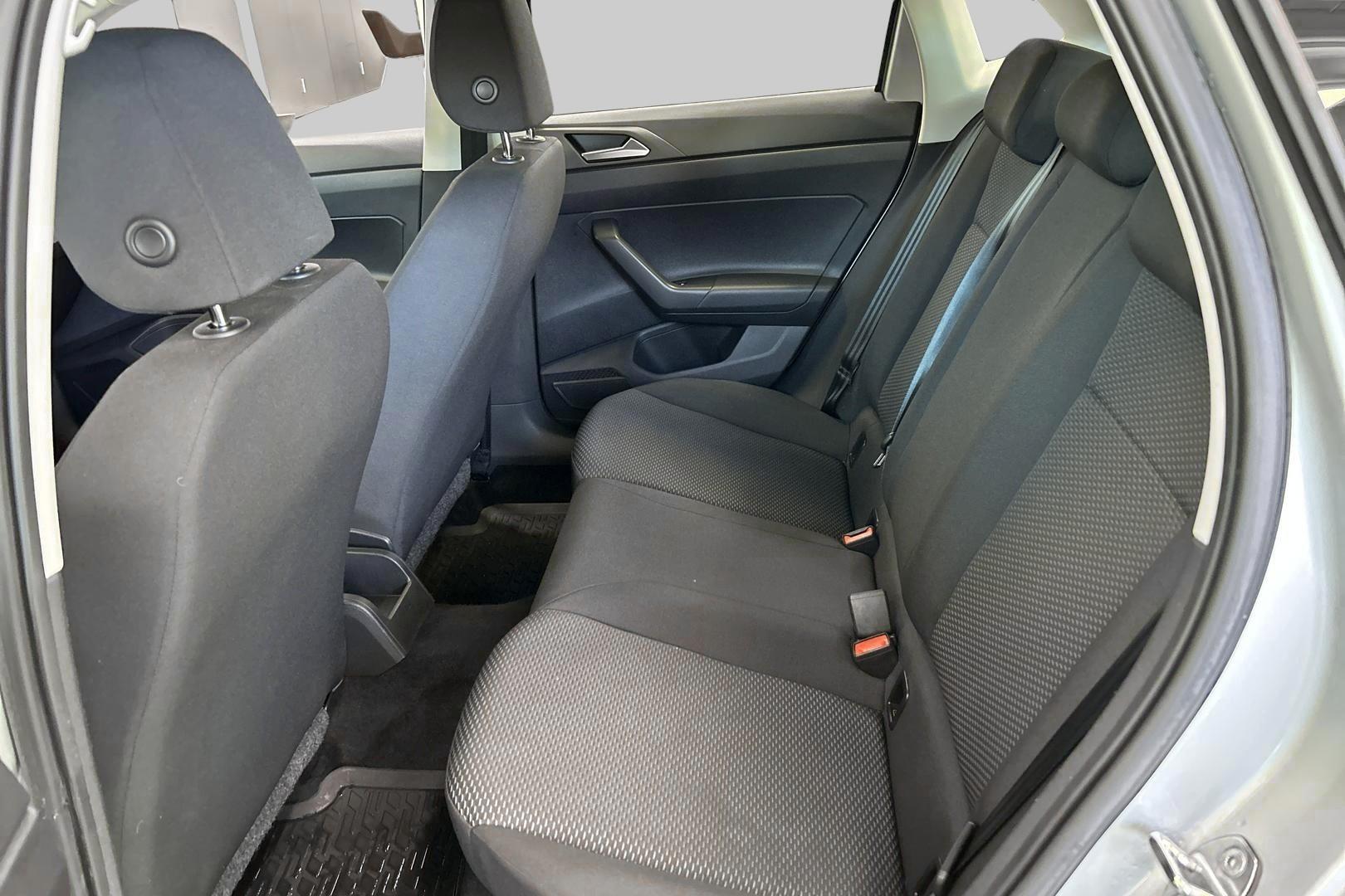 VOLKSWAGEN Polo 2020