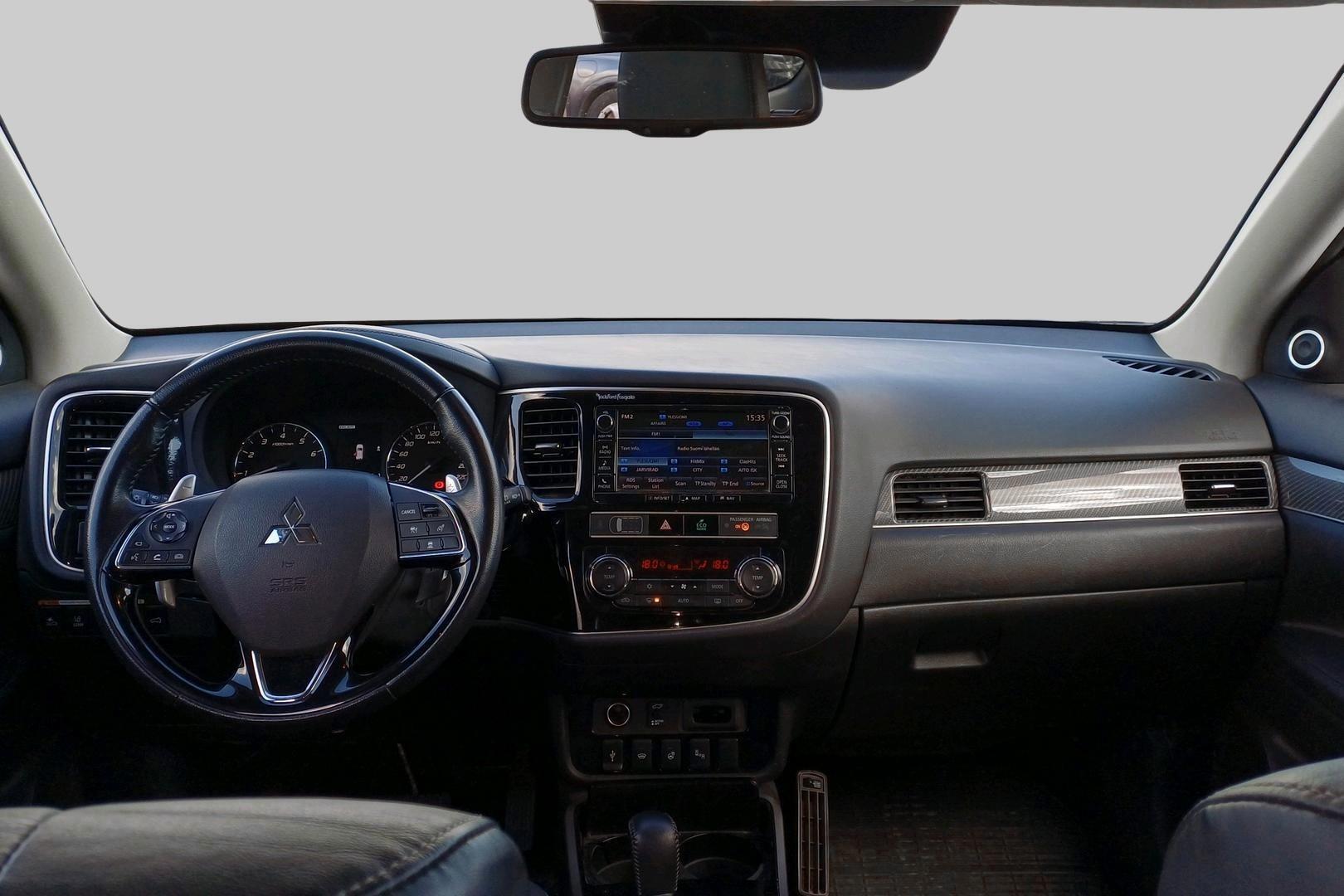 MITSUBISHI Outlander 2019