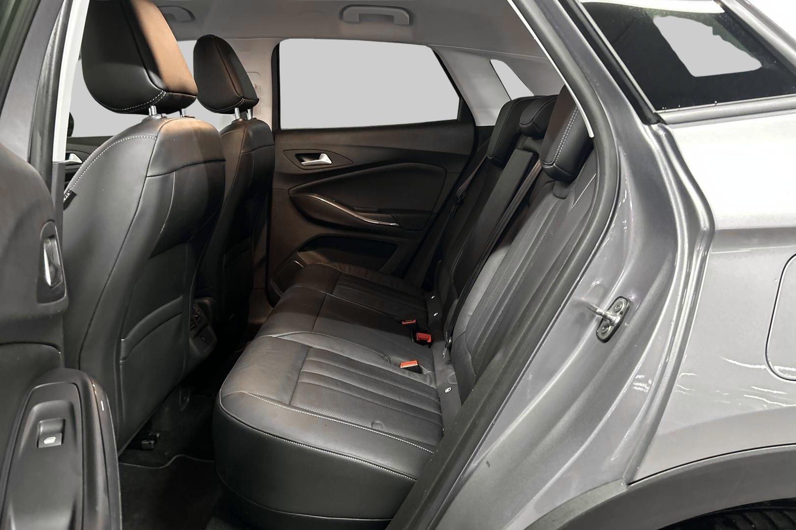 OPEL Grandland X 10