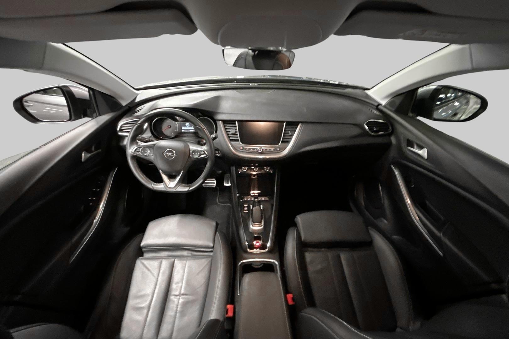 OPEL Grandland X 11