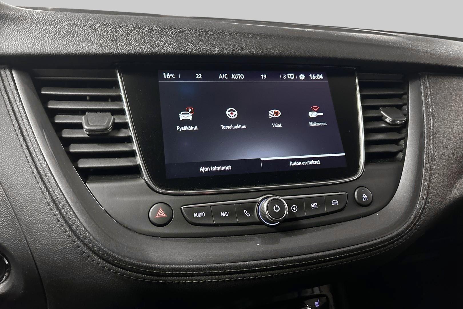 OPEL Grandland X 18
