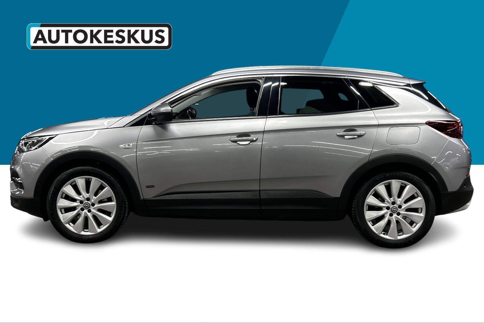 OPEL Grandland X 8