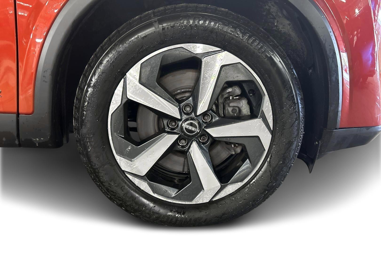 NISSAN Qashqai 2023