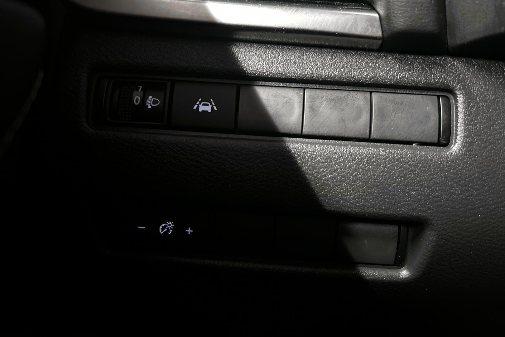 NISSAN Qashqai 2023