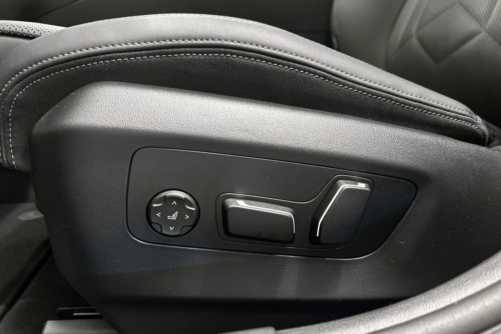 BMW i5 2025
