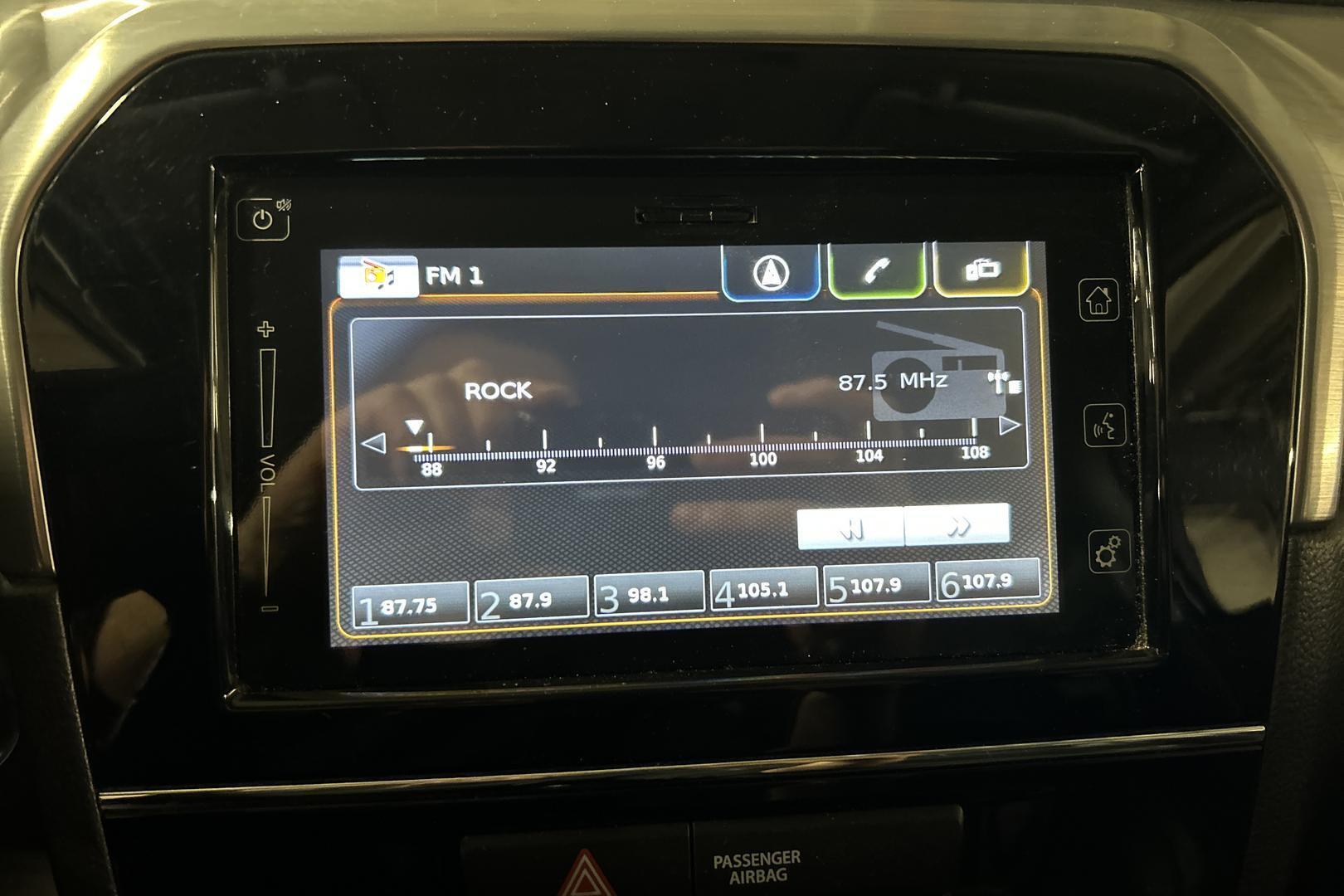 SUZUKI Vitara 2015