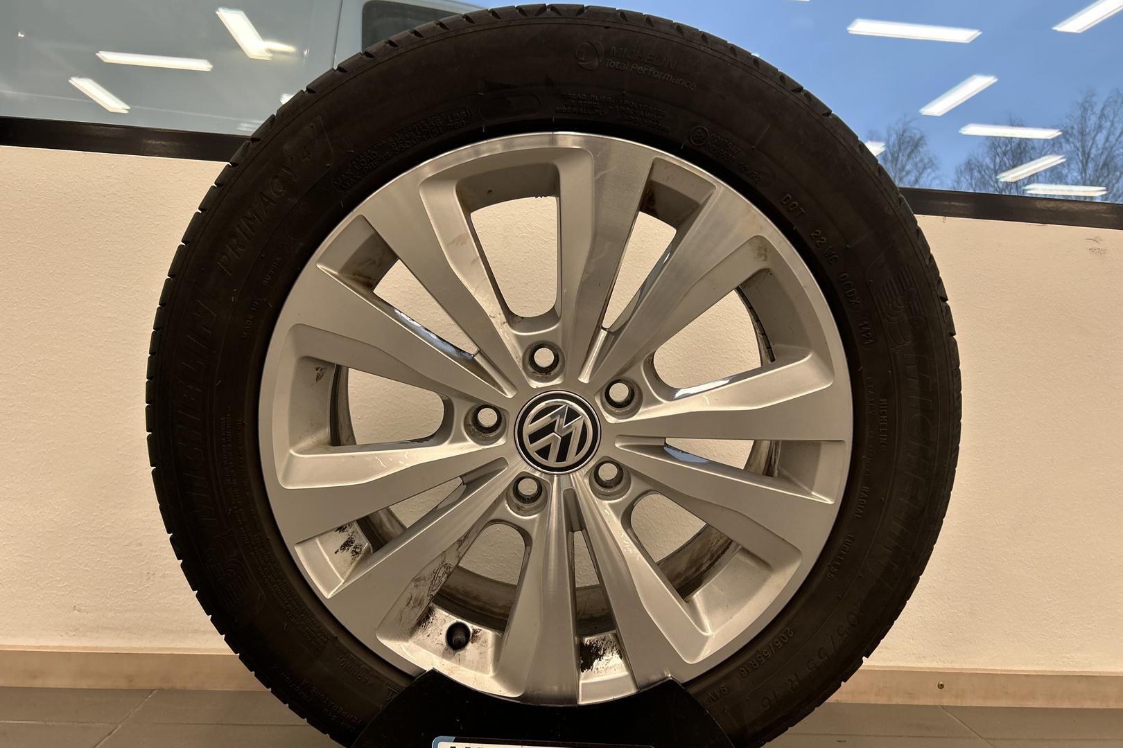 VOLKSWAGEN Golf Sportsvan 2018