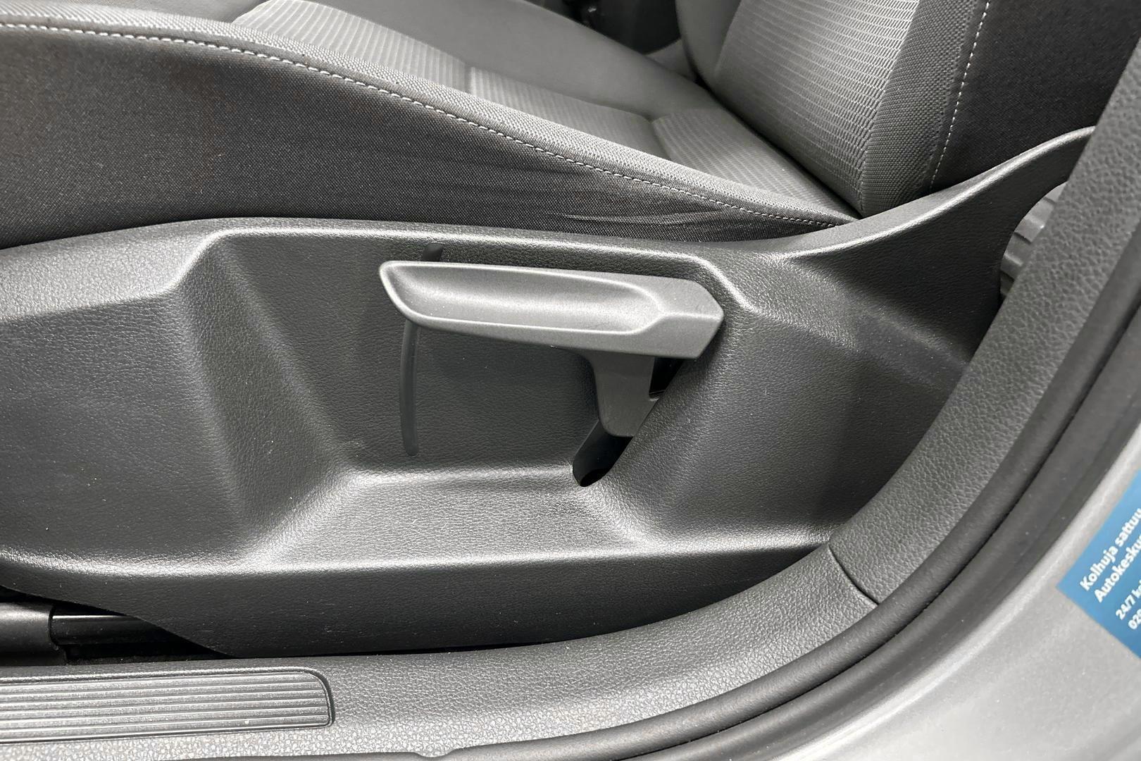 VOLKSWAGEN Golf Sportsvan 2018