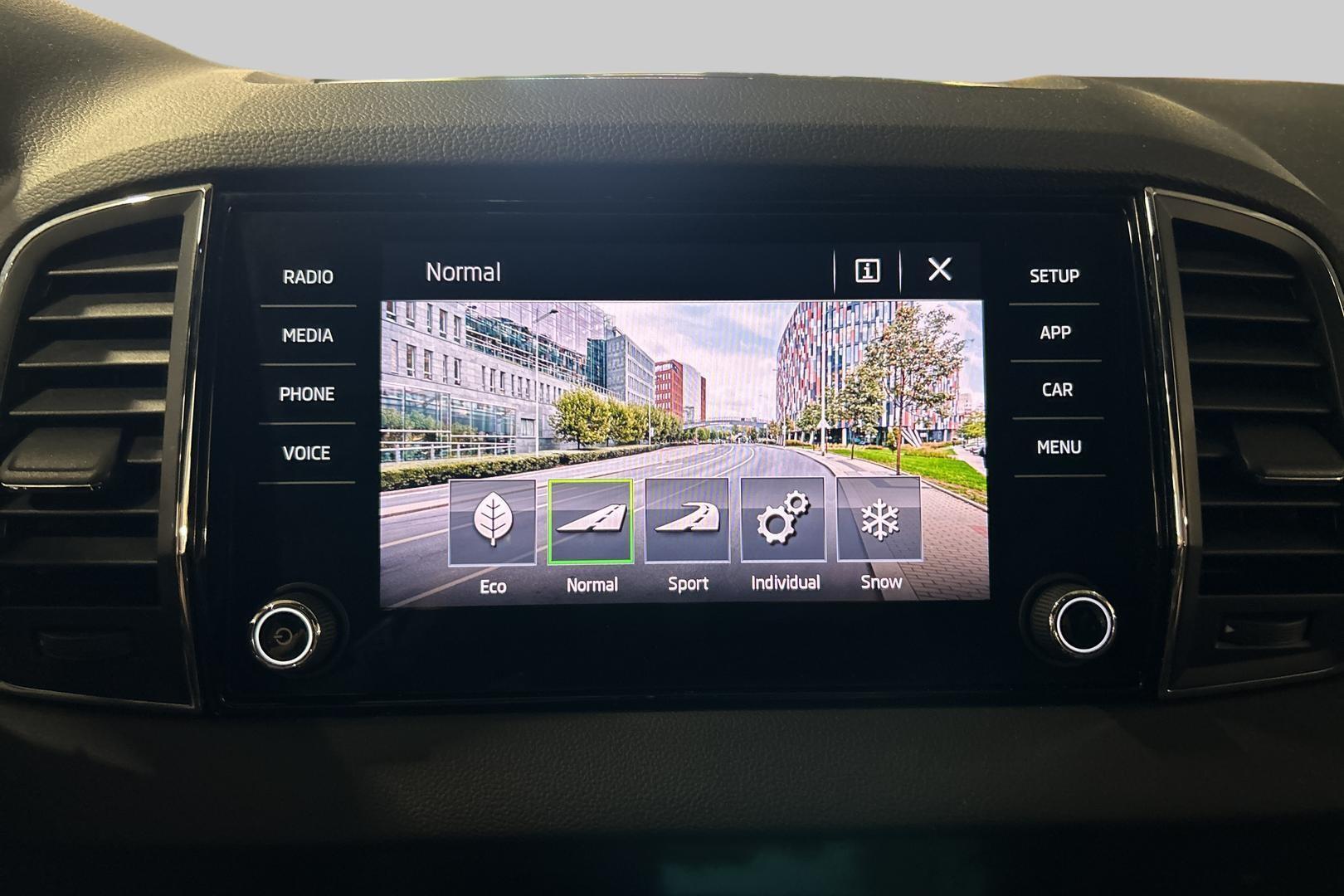 SKODA Karoq 2020