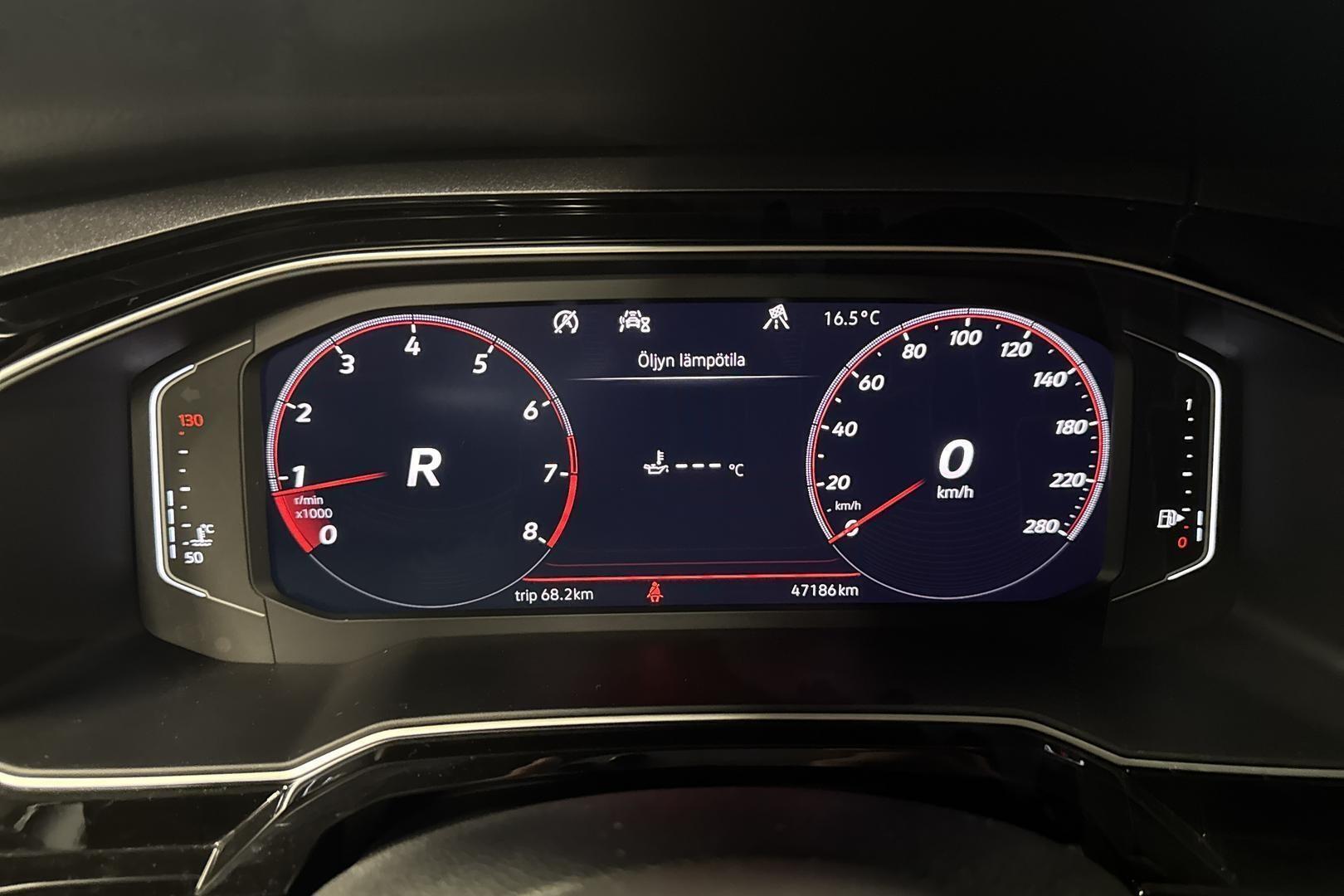 VOLKSWAGEN Polo 36