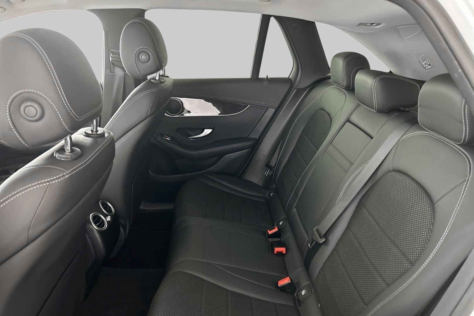 MERCEDES-BENZ GLC 2022