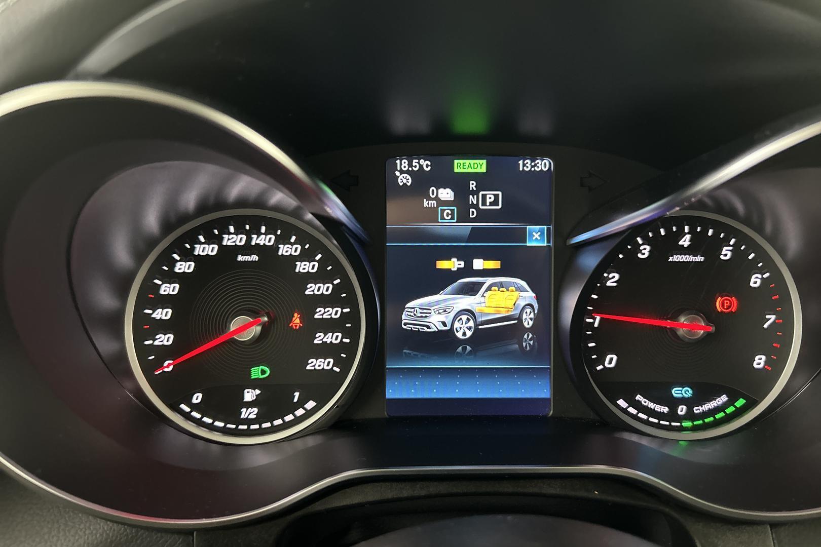 MERCEDES-BENZ GLC 2022