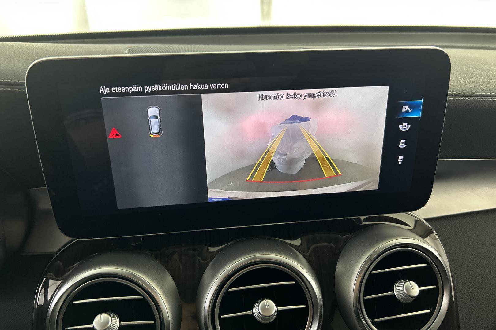 MERCEDES-BENZ GLC 2022