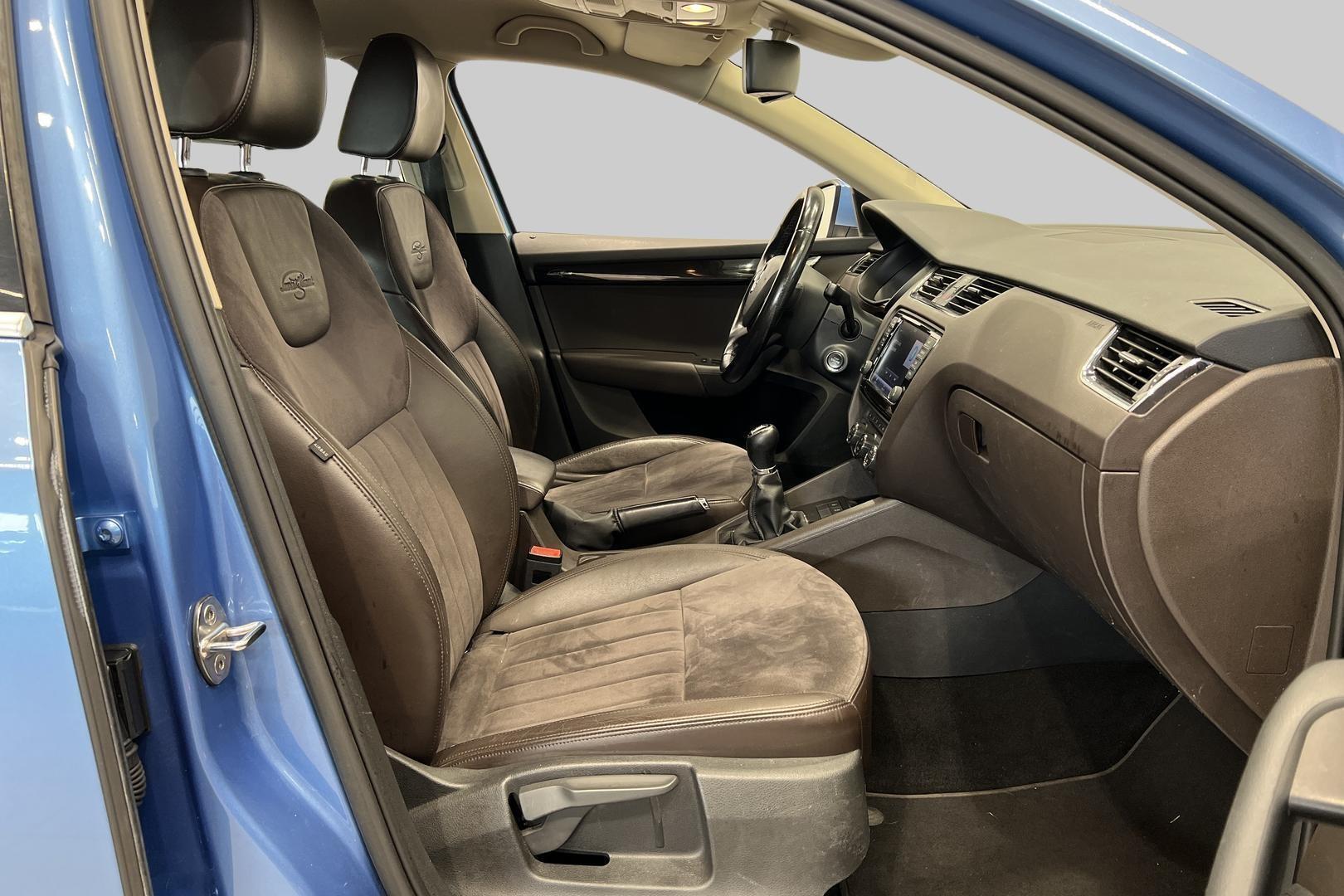 SKODA Octavia 2015