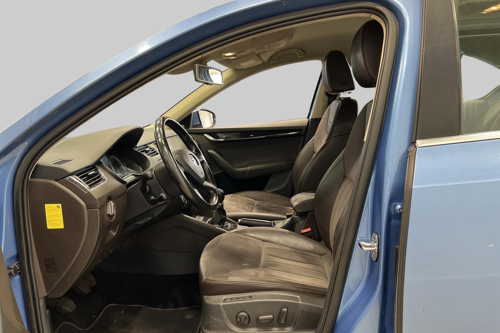 SKODA Octavia 2015