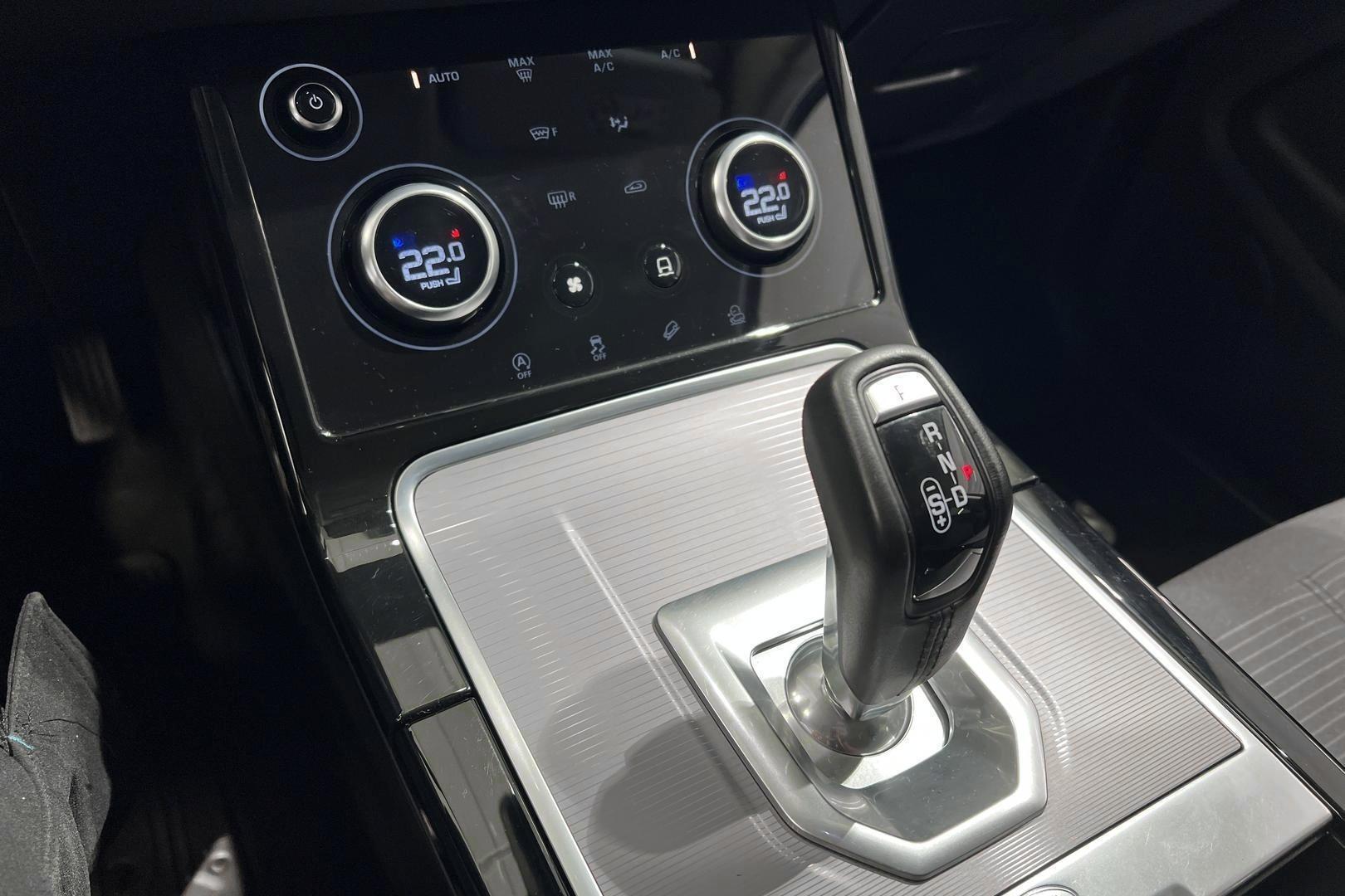 LAND ROVER Evoque 22