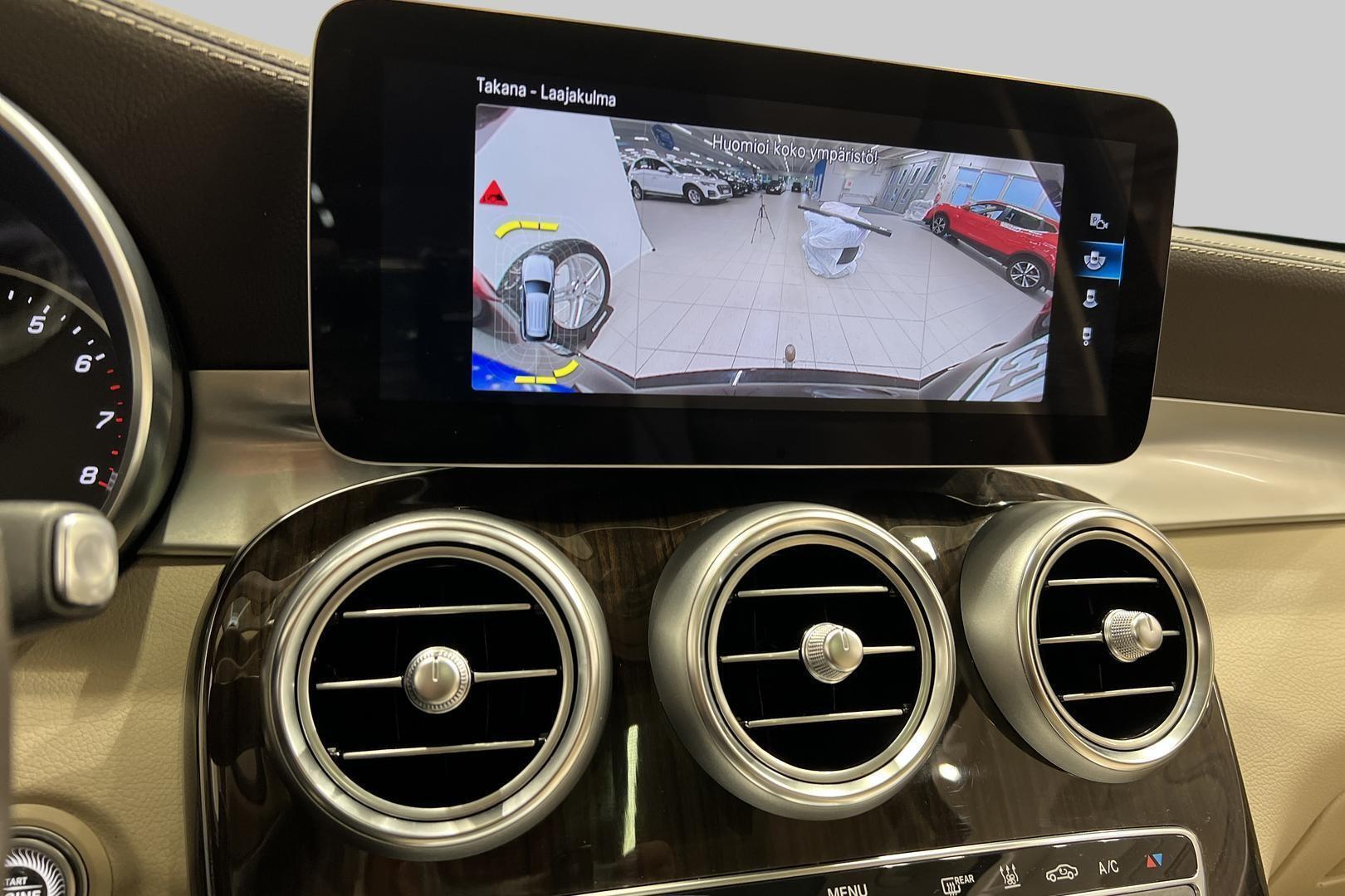MERCEDES-BENZ GLC 2022