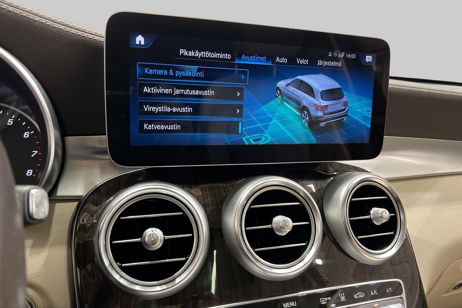 MERCEDES-BENZ GLC 2022