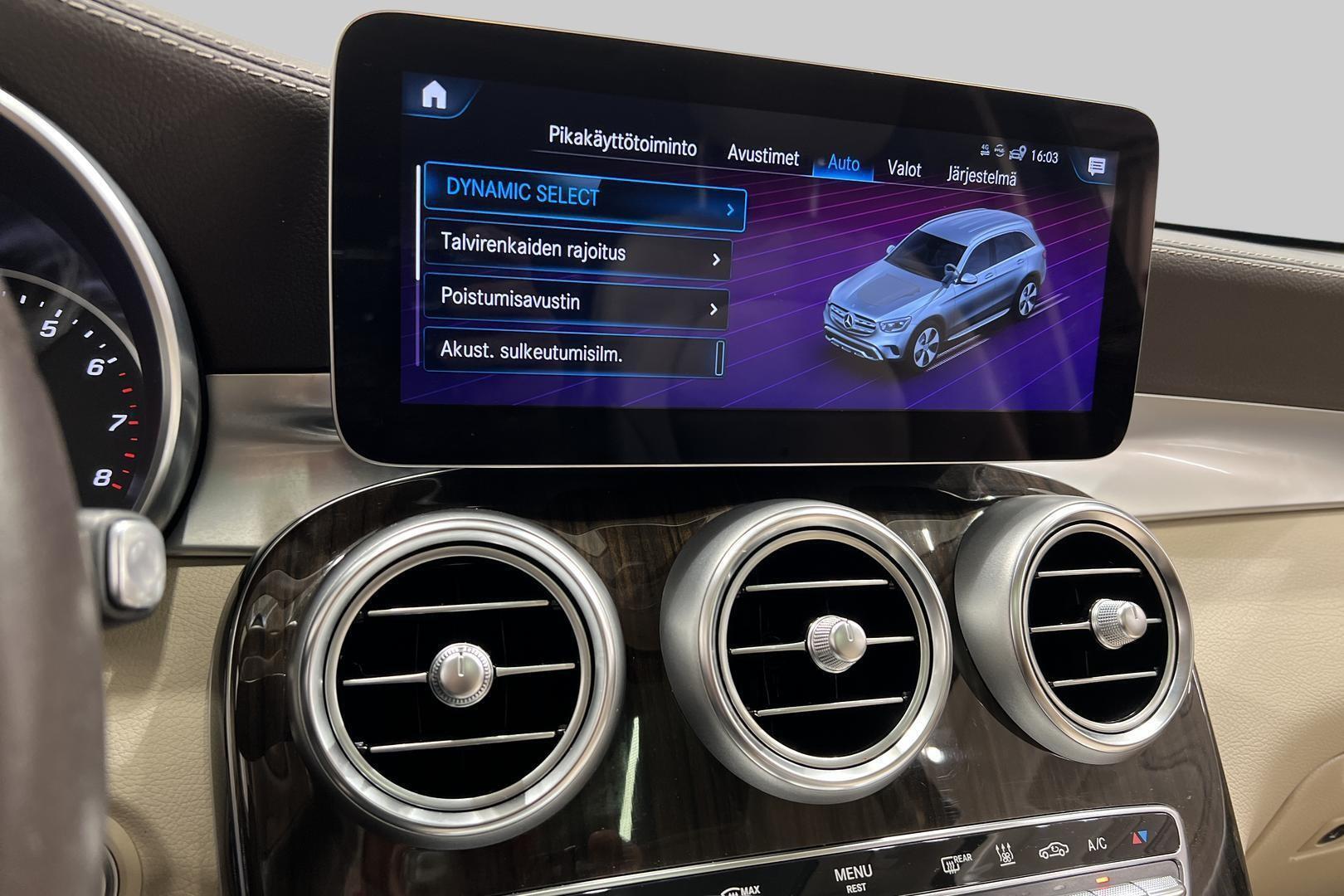 MERCEDES-BENZ GLC 2022