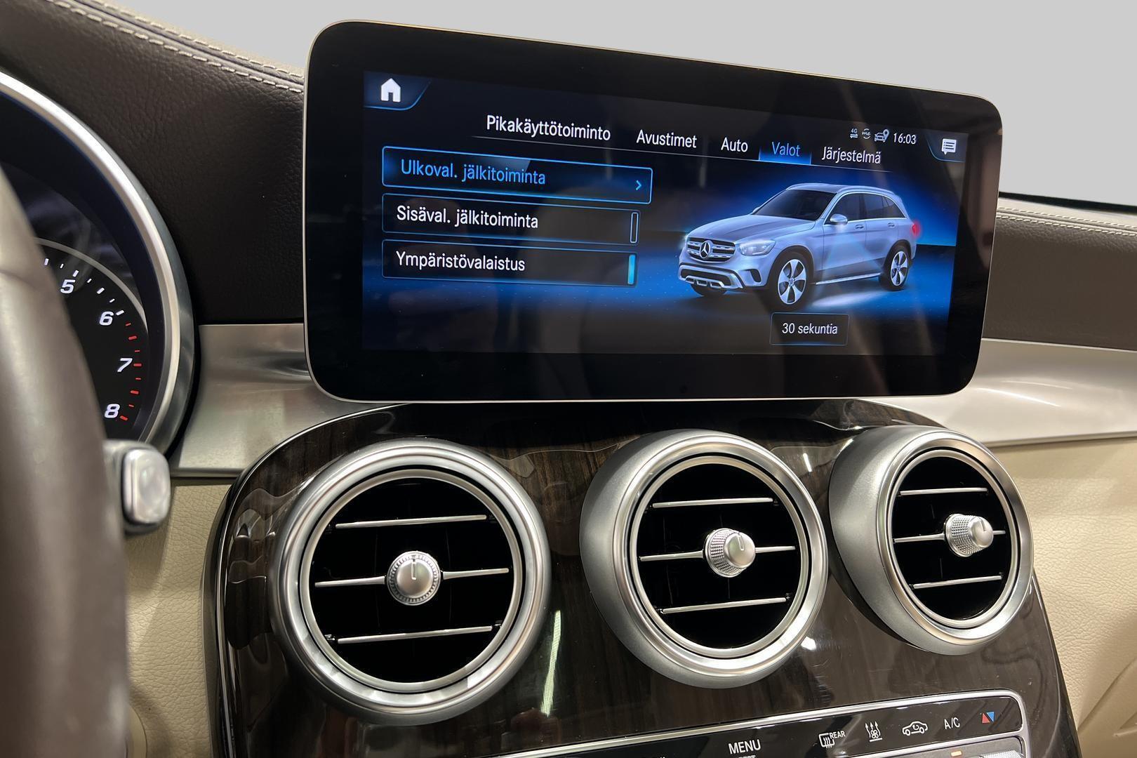 MERCEDES-BENZ GLC 2022