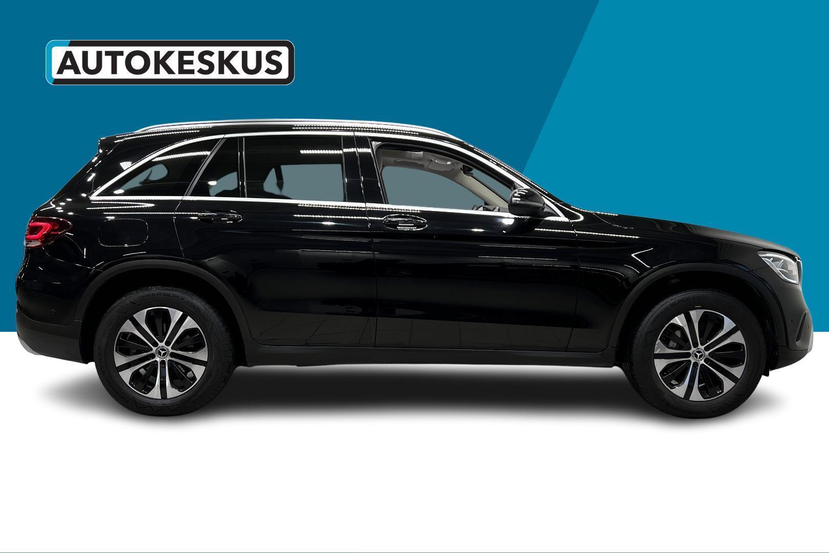 MERCEDES-BENZ GLC 2022