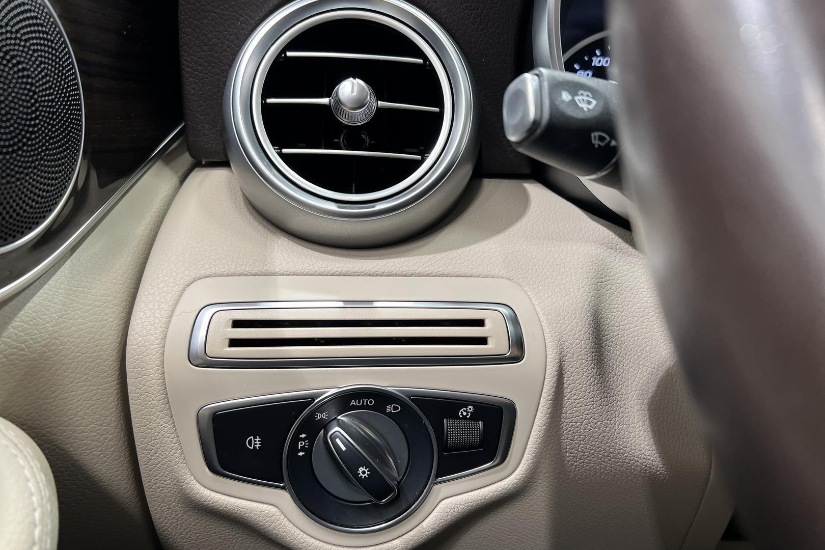 MERCEDES-BENZ GLC 2022