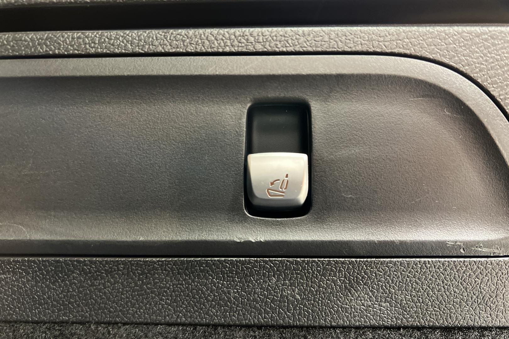 MERCEDES-BENZ GLC 2022