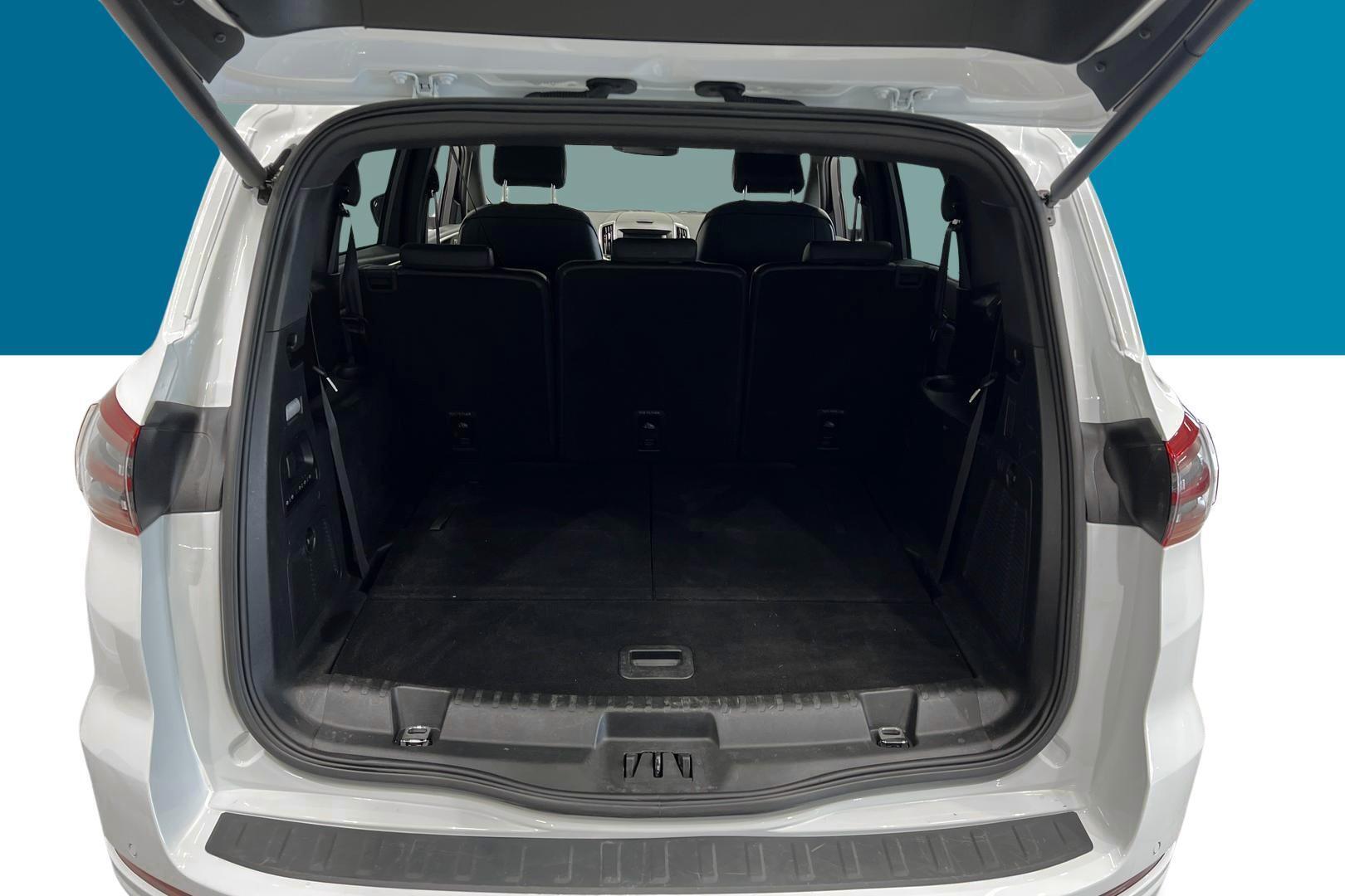 FORD S-Max 12