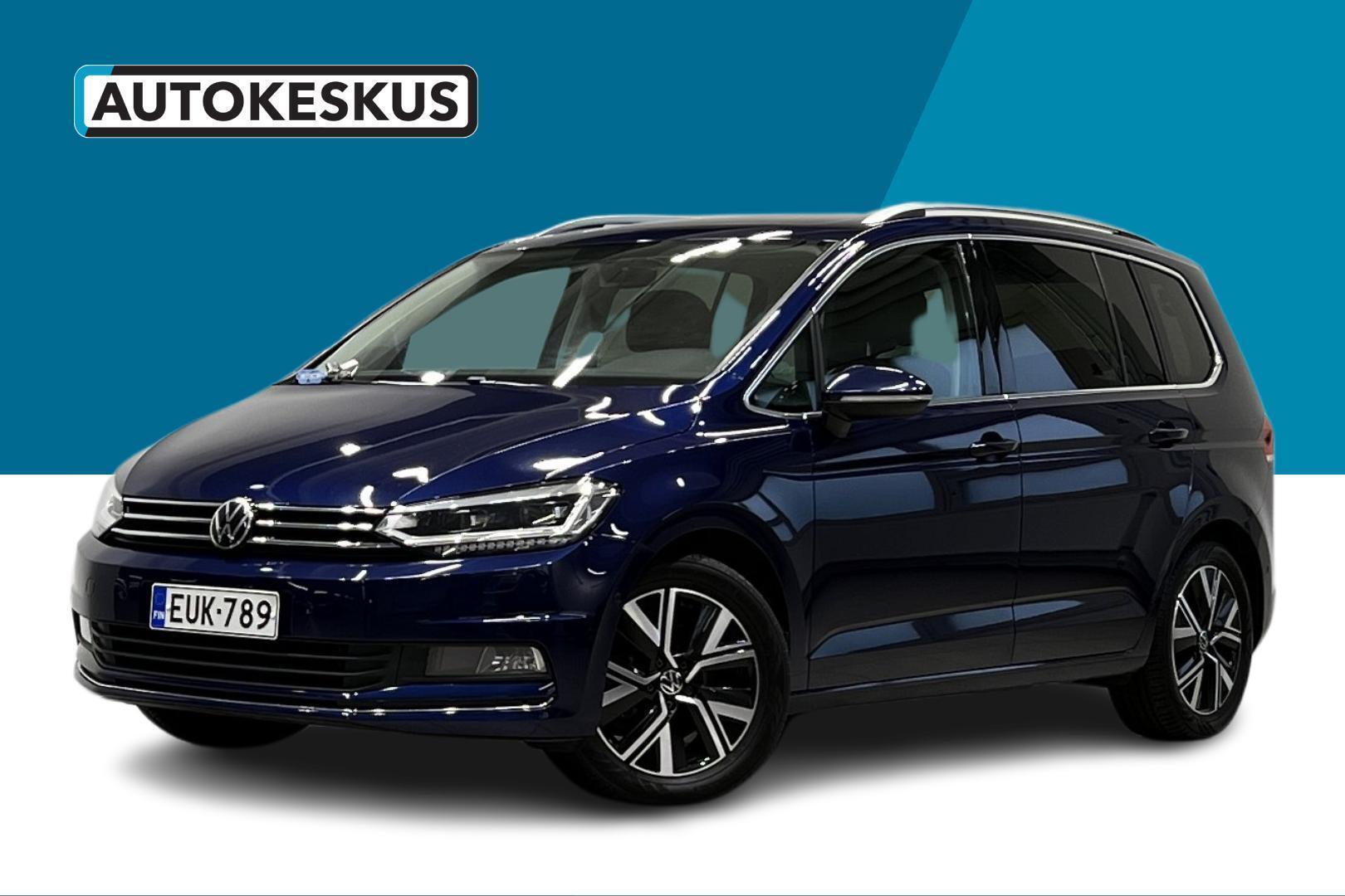 VOLKSWAGEN Touran 2022