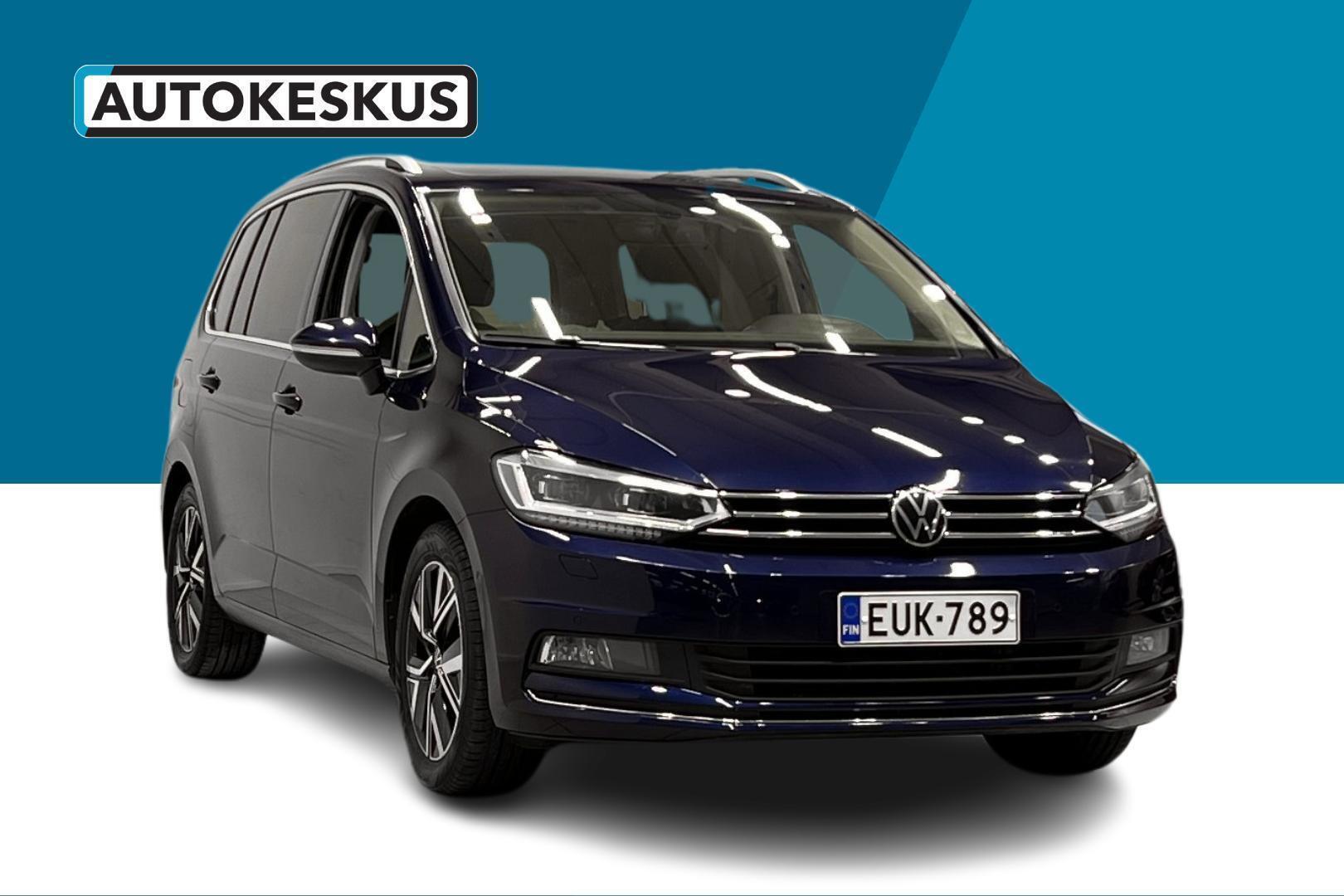 VOLKSWAGEN Touran 2022