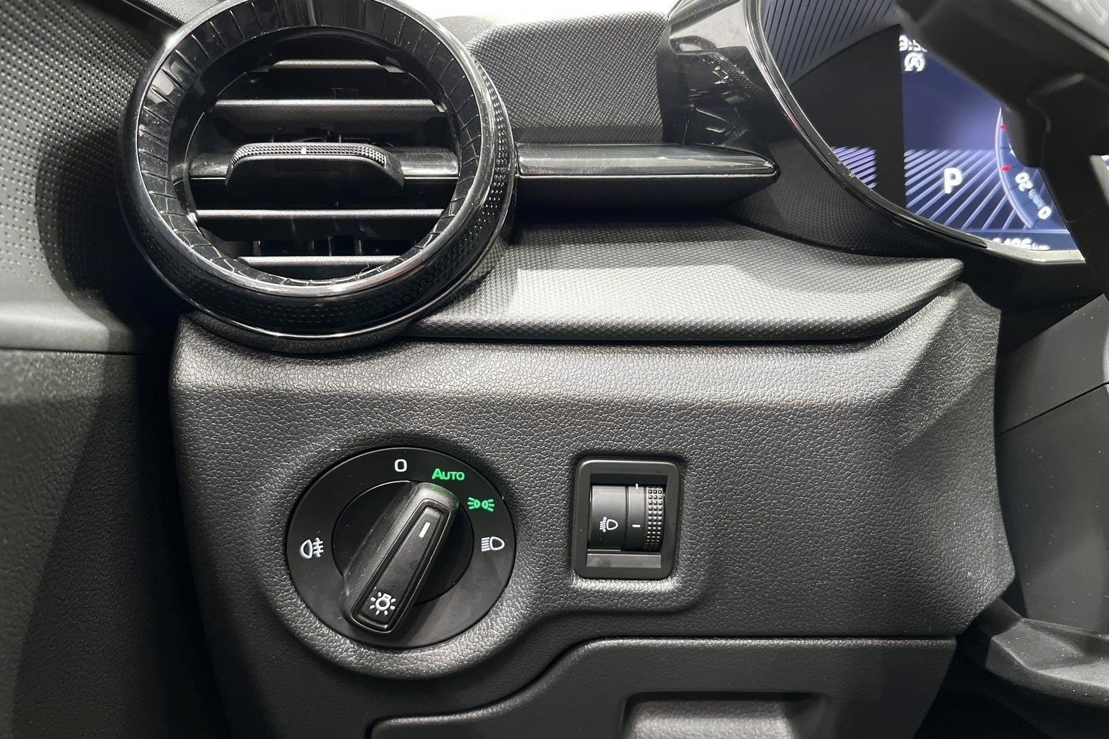 SKODA Fabia 27