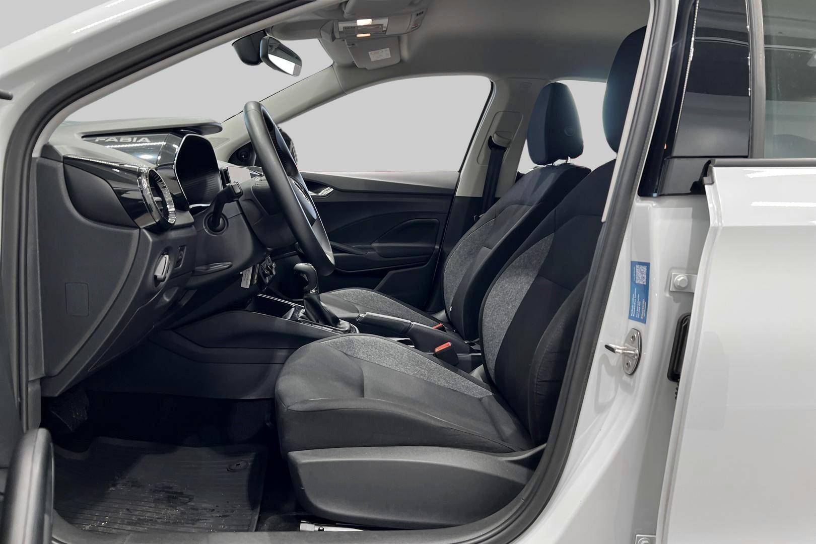 SKODA Fabia 9