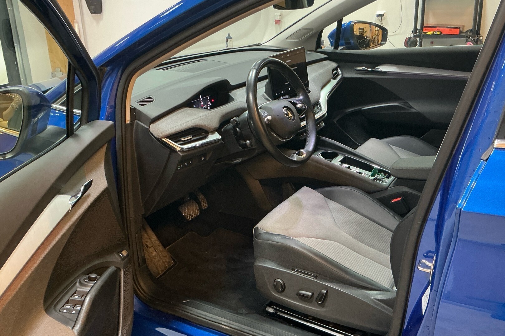SKODA ENYAQ 2