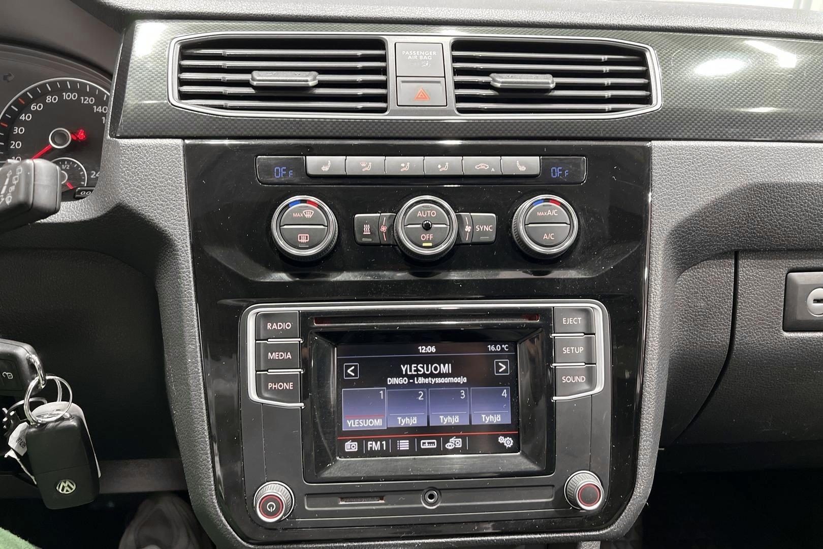 VOLKSWAGEN Caddy Maxi 15