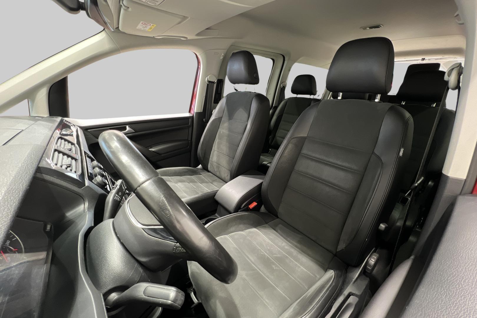 VOLKSWAGEN Caddy Maxi 33