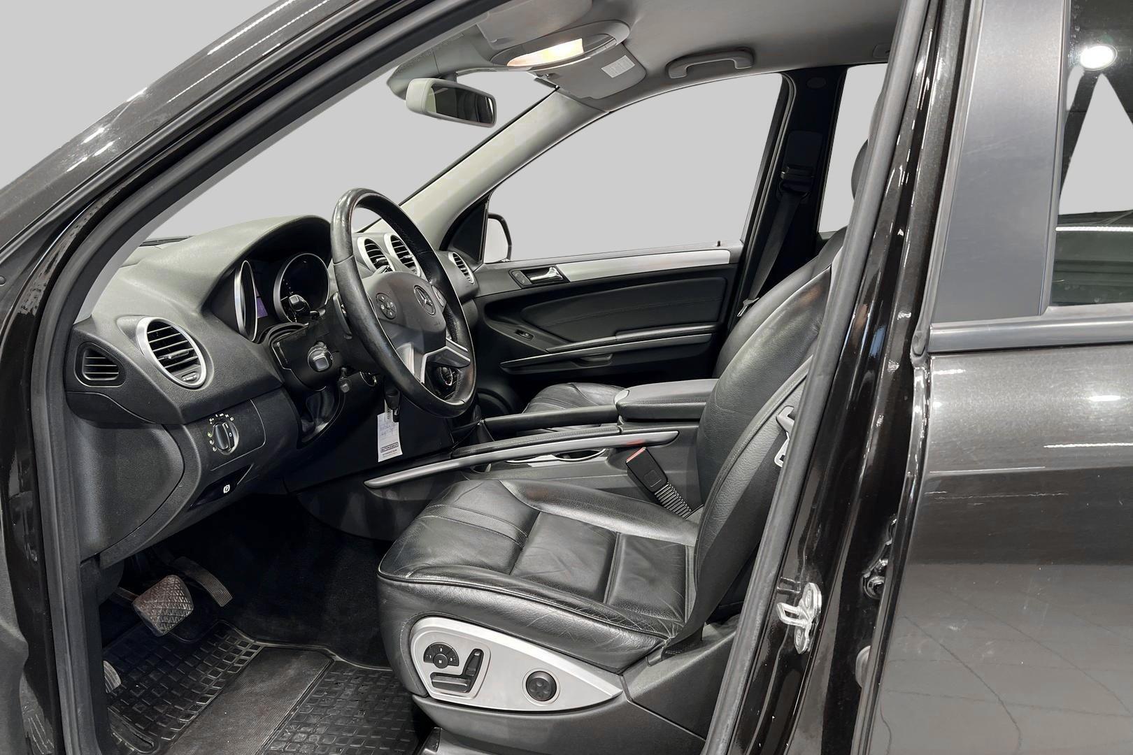 MERCEDES-BENZ ML 2009