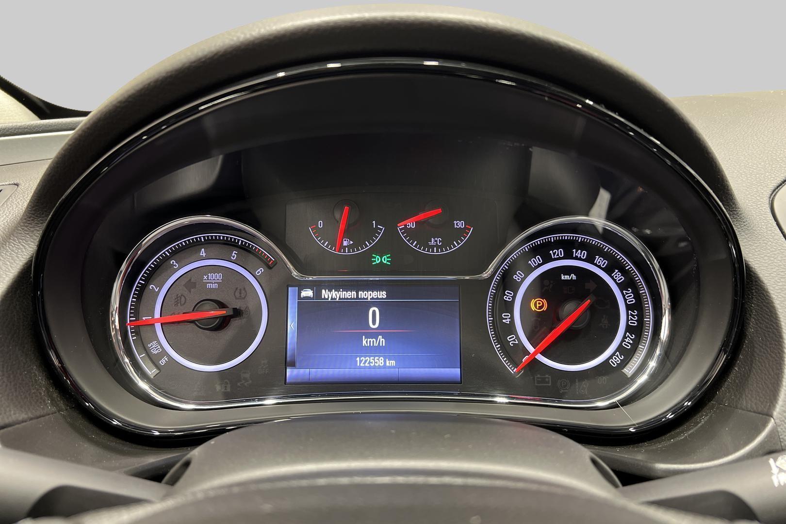 OPEL Insignia 2015