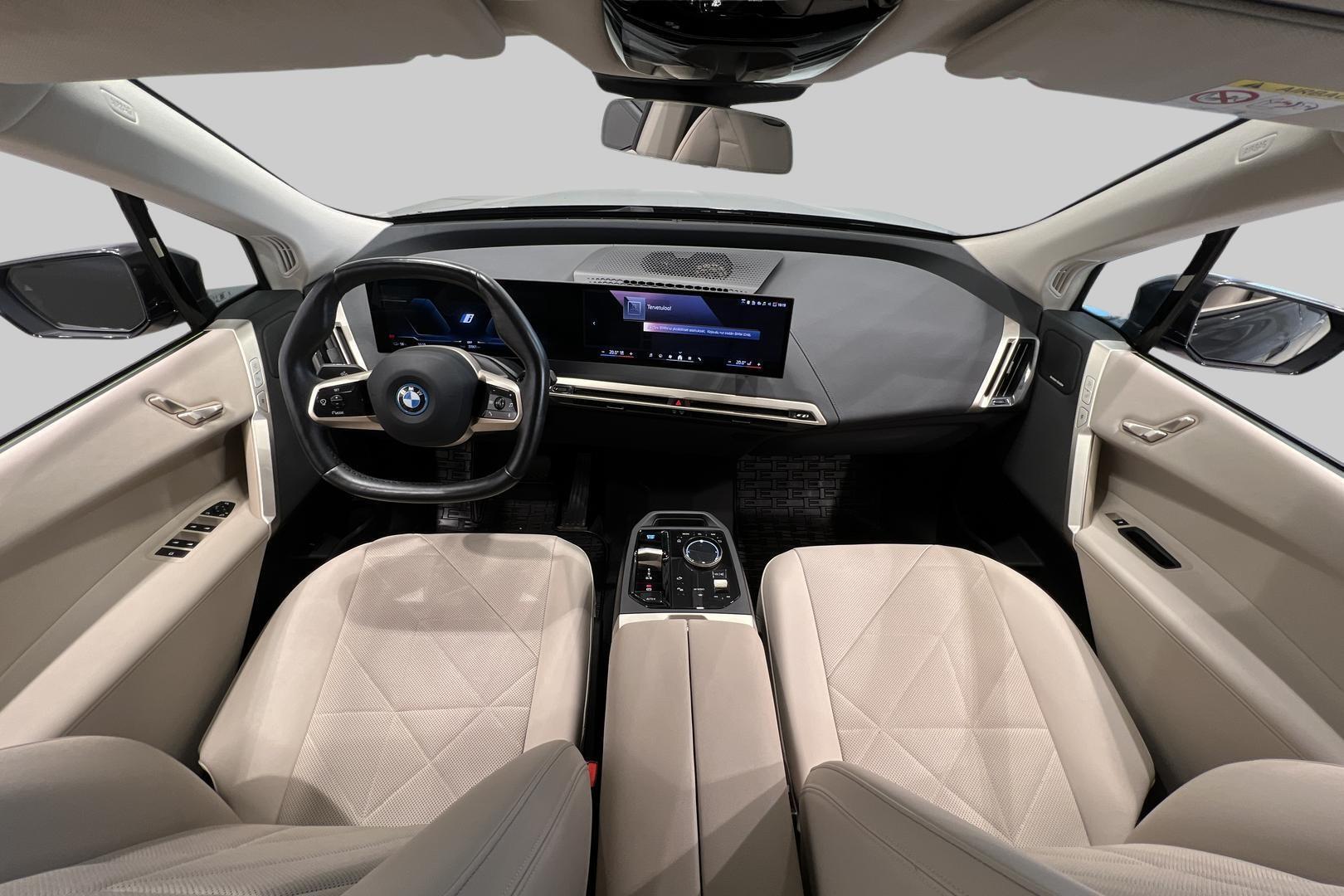 BMW IX 2023